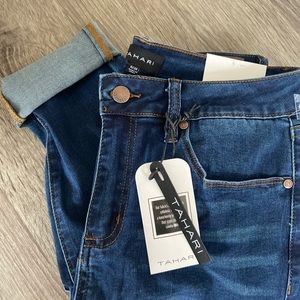 Tahari jeans